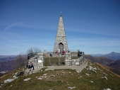 43 Originale costruzione in vetta